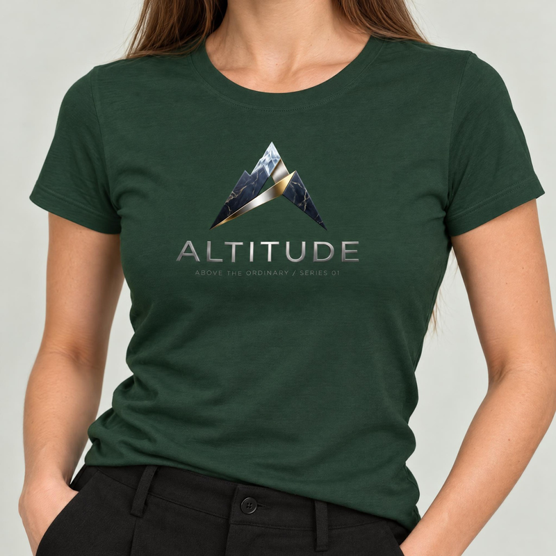 Koszulka damska xpossible „Altitude Series 01” – kolor: butelkowa zieleń, zbliżenie na grafikę